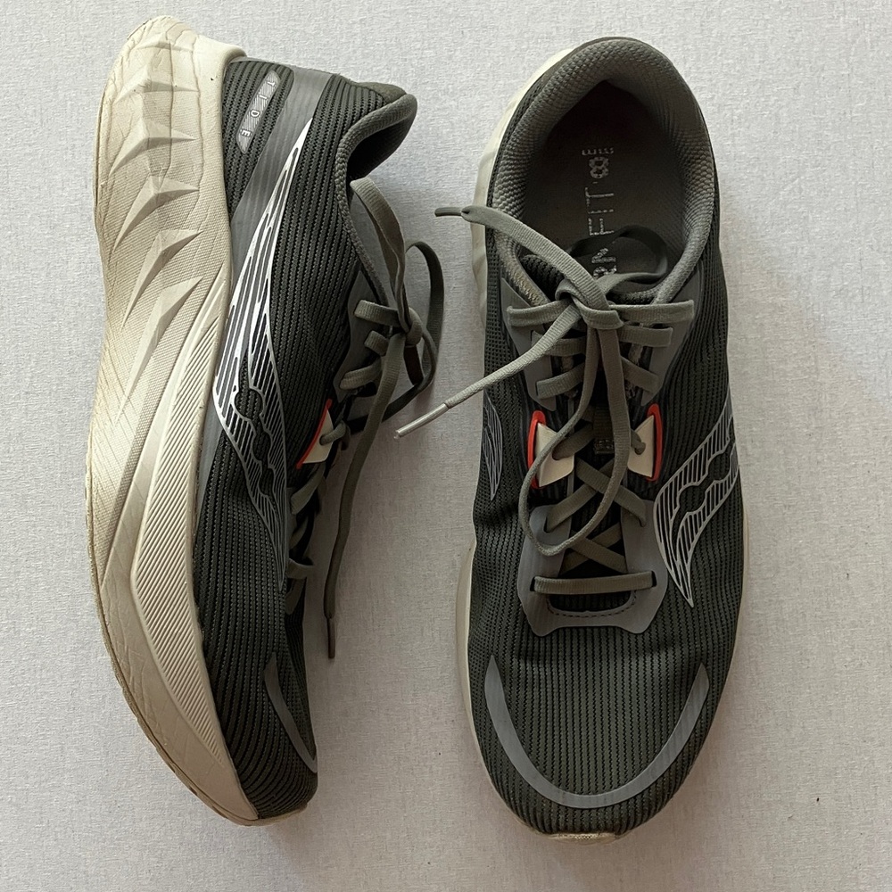 Saucony Men's Tide 2 Running Shoes